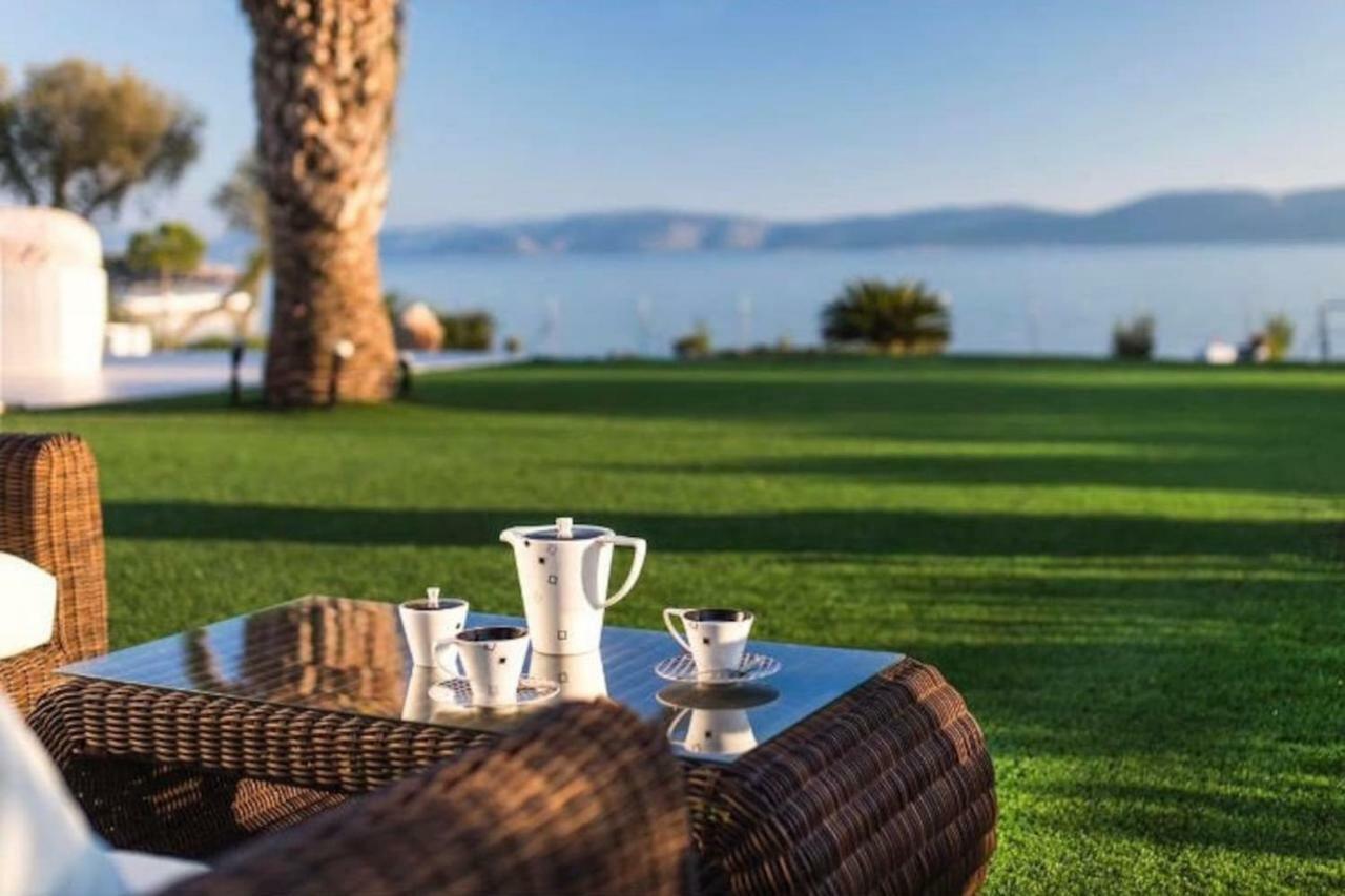 Leblanc Luxurious Beachfront Villa, Gcollectiongr Ermioni Eksteriør billede