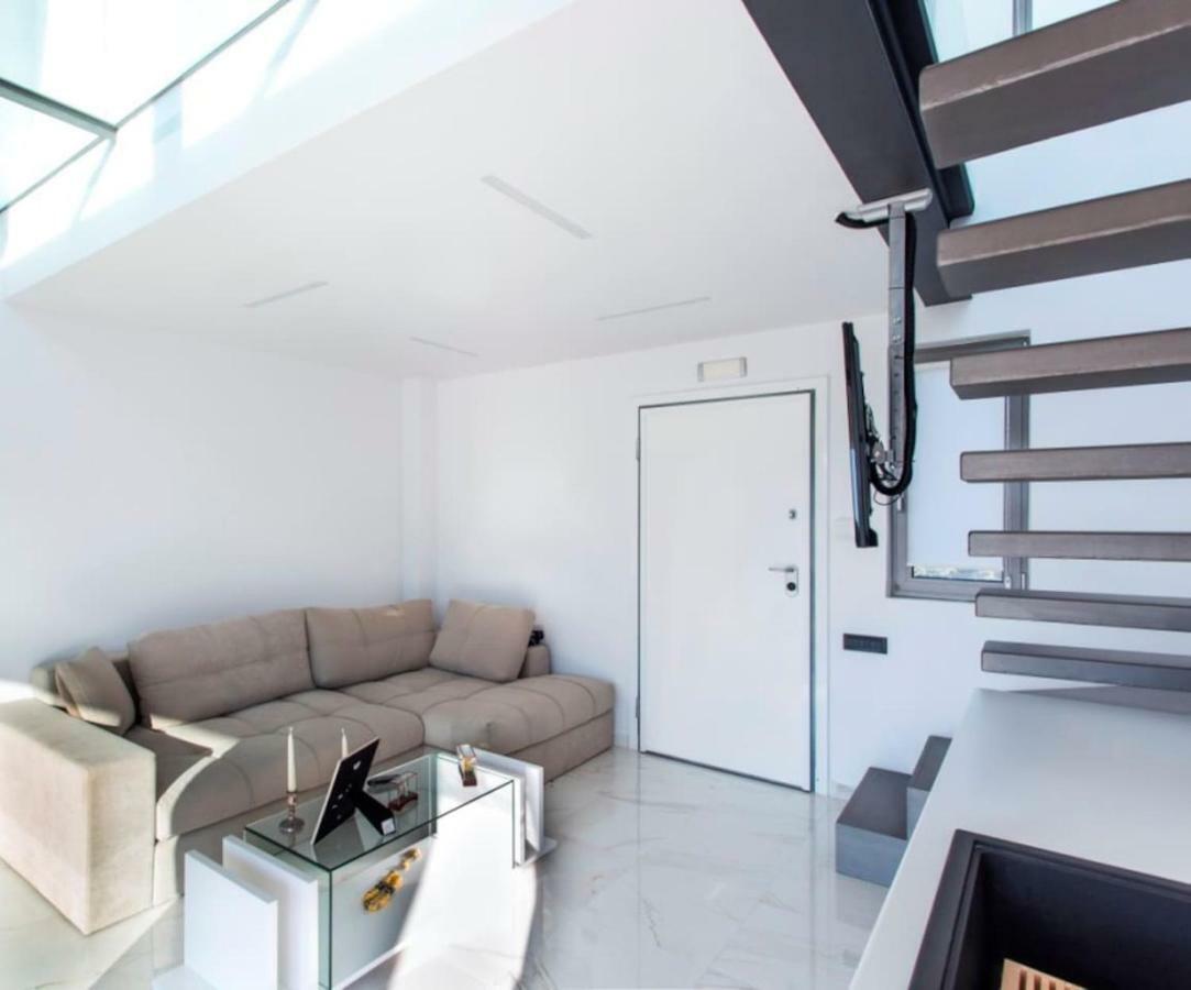 Leblanc Luxurious Beachfront Villa, Gcollectiongr Ermioni Eksteriør billede
